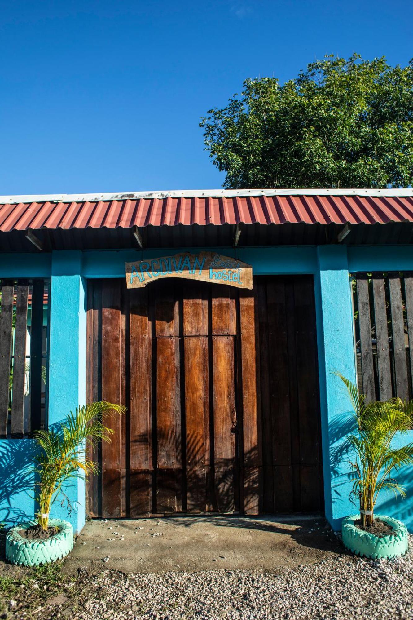 Argdivan Beach Hostel Самара Экстерьер фото