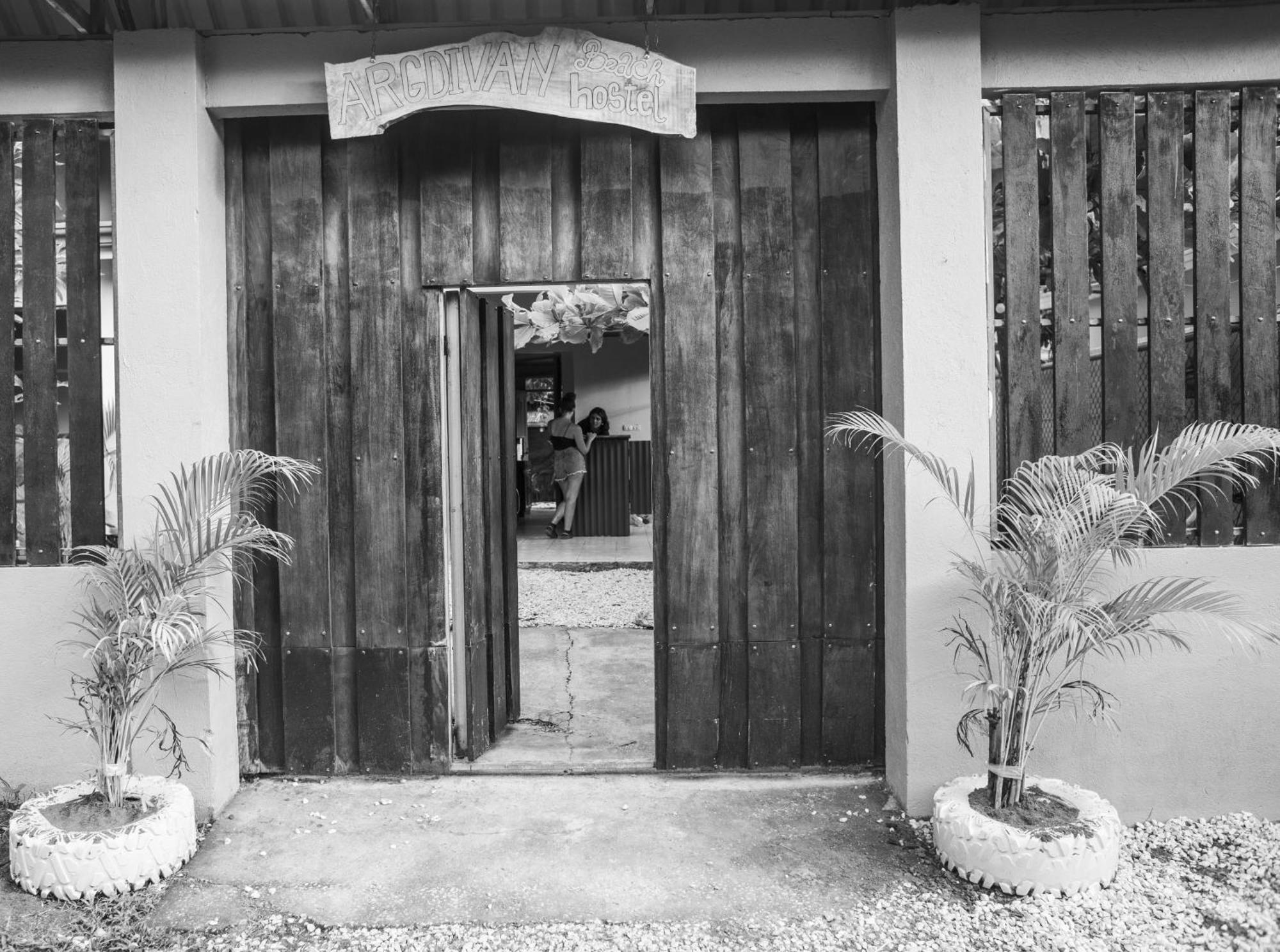 Argdivan Beach Hostel Самара Экстерьер фото